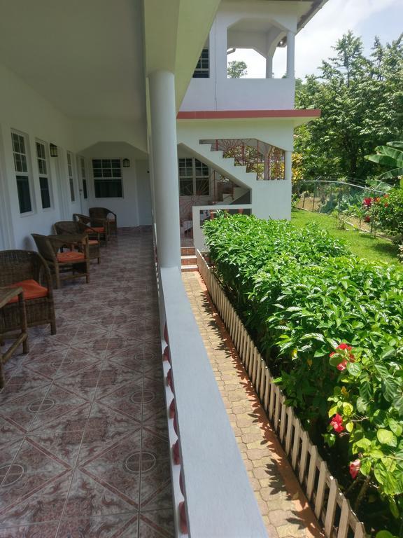 Polish Princess Guest House Port Antonio Exterior photo