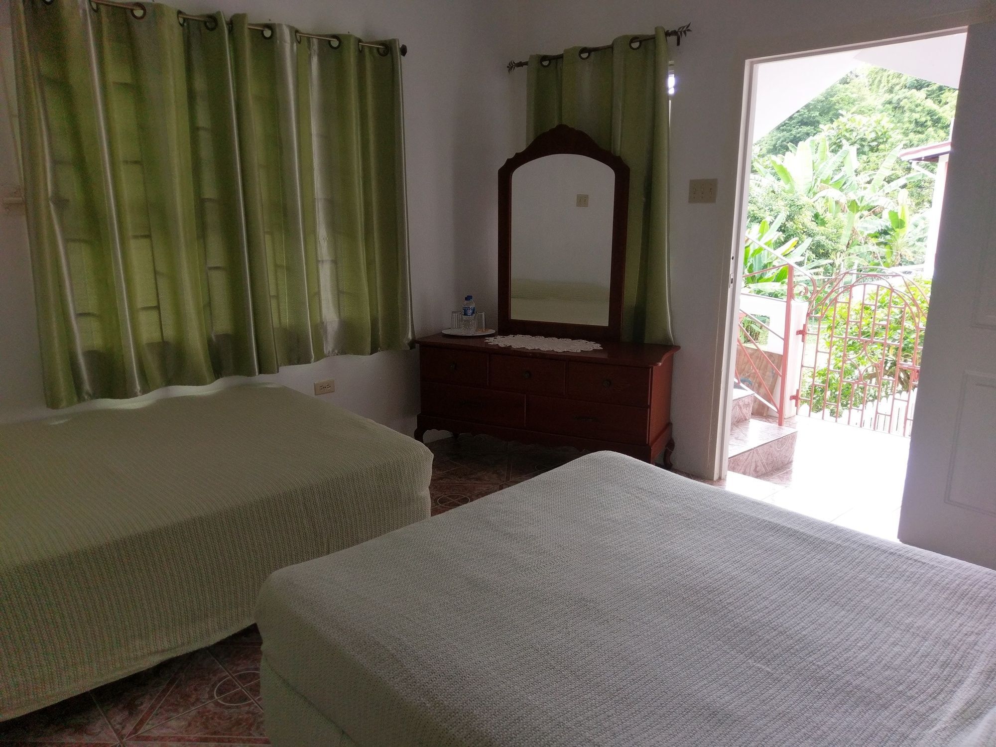 Polish Princess Guest House Port Antonio Exterior photo